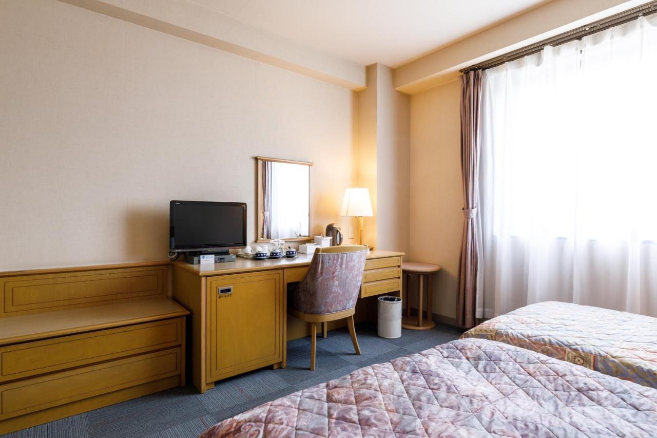 Fukuno Town Hotel A・Mieux Nanto Exterior photo